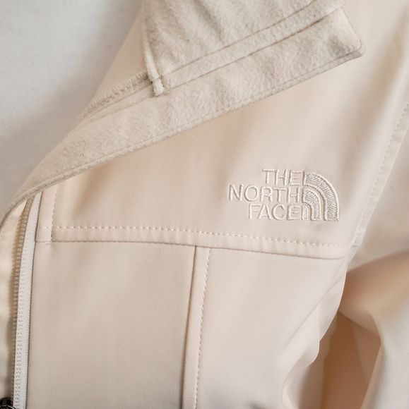 Womens The North Face Lightweight Jacket - Picture 4 of 10